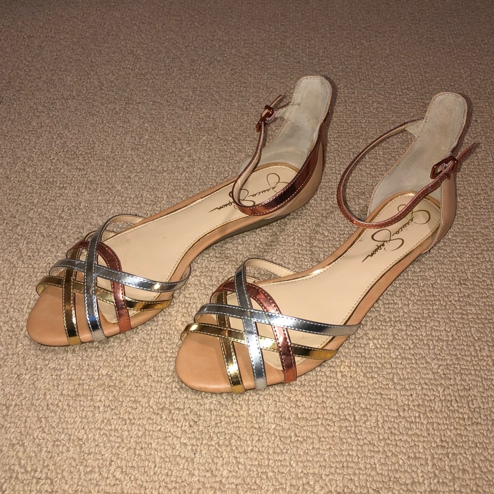 NEVER WORN-Sandals